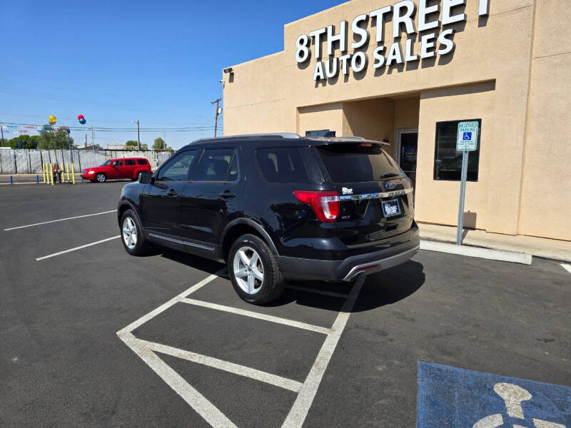 2017 Ford Explorer XLT photo 5