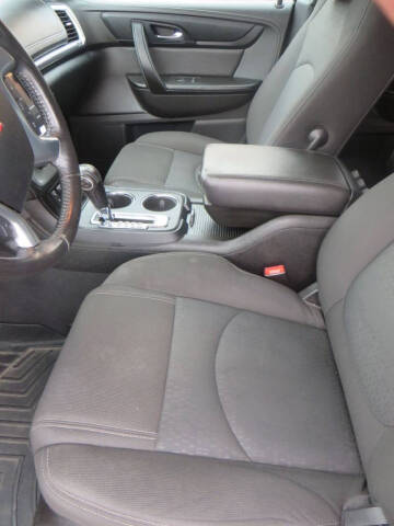 2016 GMC Acadia SLE-2