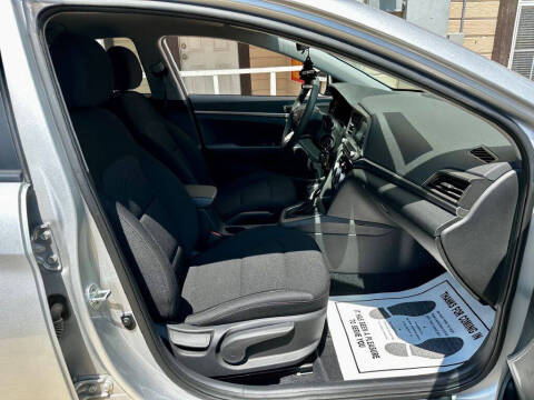 2019 Hyundai Elantra