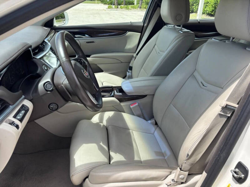 2014 Cadillac XTS Premium Collection