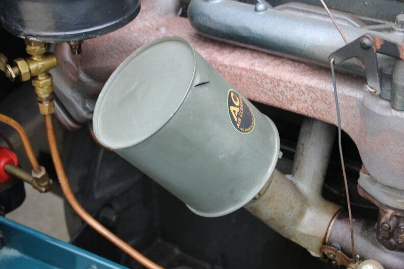 1927 Oldsmobile Sedan