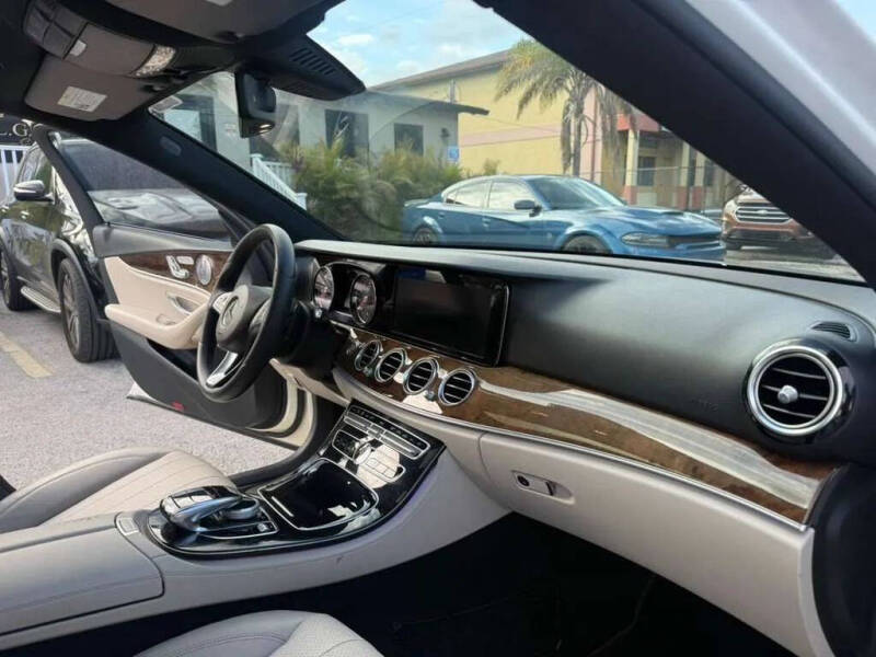 2017 Mercedes-Benz E-Class E 300
