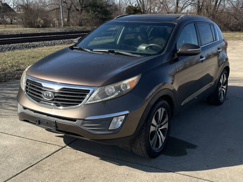 2012 Kia Sportage for sale at Mr. Auto in Hamilton OH