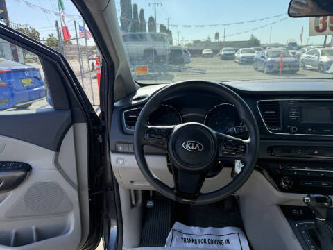 2016 Kia Sedona LX