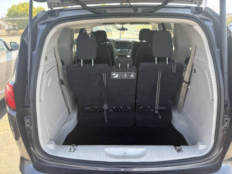 2018 Chrysler Pacifica Touring