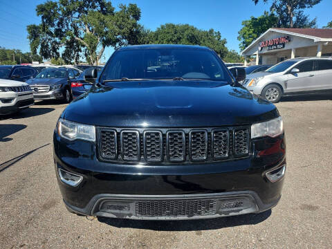 2017 Jeep Grand Cherokee Laredo E