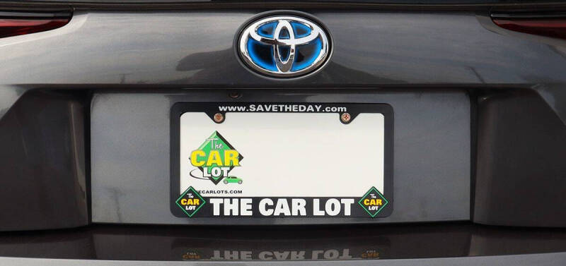 2022 Toyota Prius LE