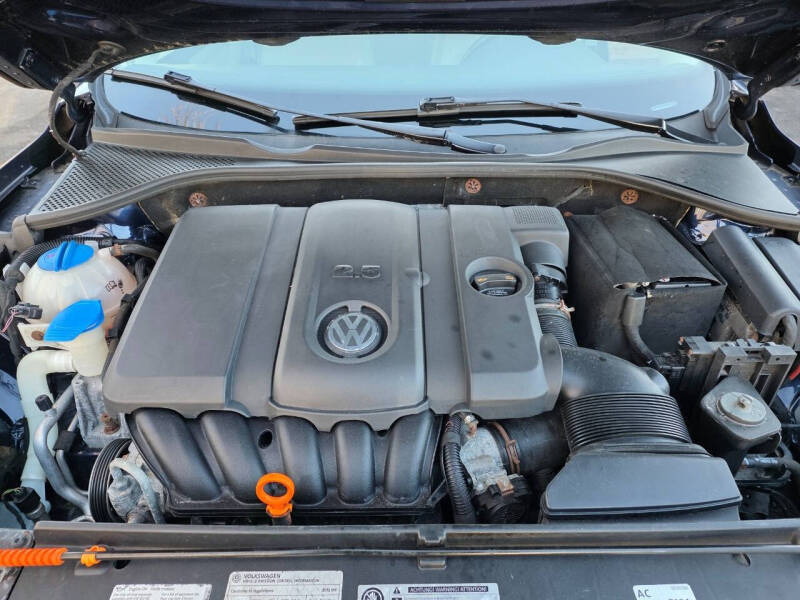 2012 Volkswagen Passat SE PZEV