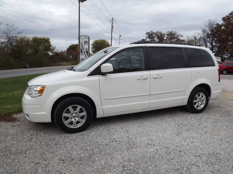 2008 Chrysler Town and Country for sale at Country Side Auto Sales in East Berlin PA