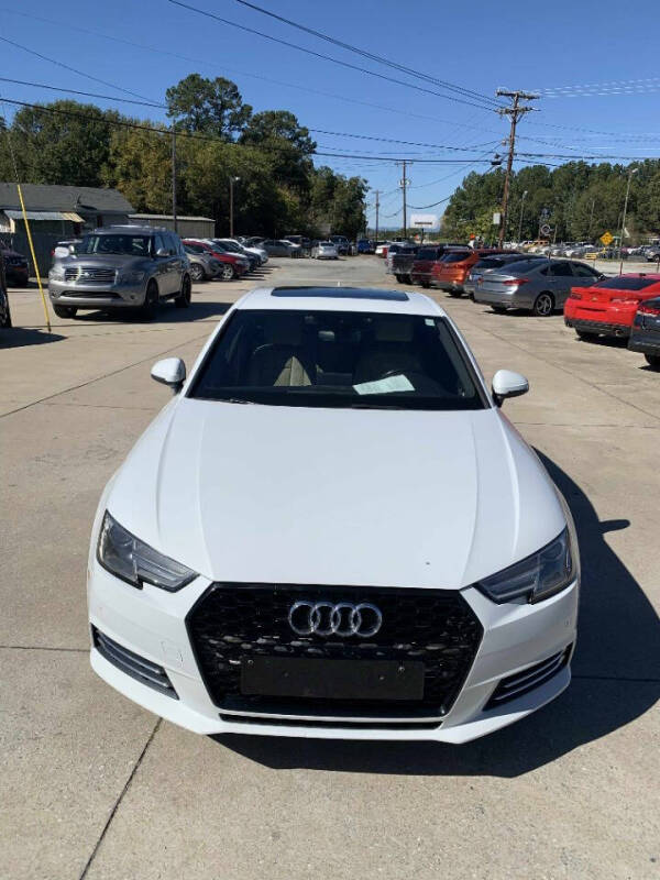 2017 Audi A4 Premium's photo