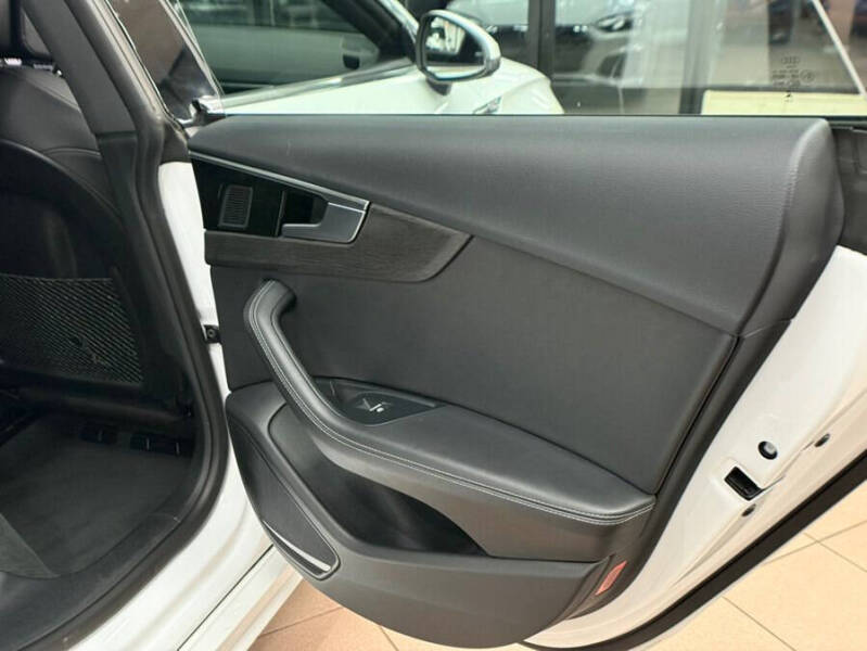 2024 Audi A5 Sportback quattro S line Prem Plus 45 TFSI