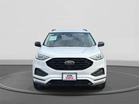 2022 Ford Edge SE