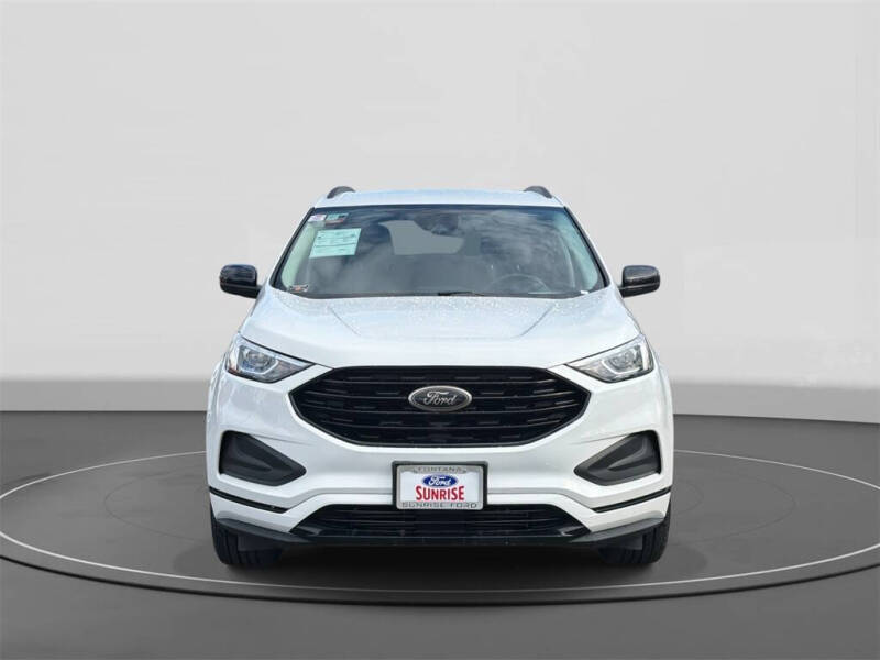 2022 Ford Edge SE