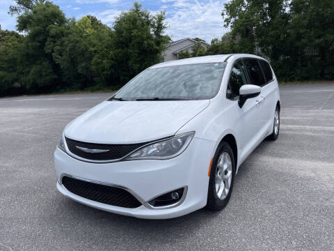 2017 Chrysler Pacifica Touring Plus