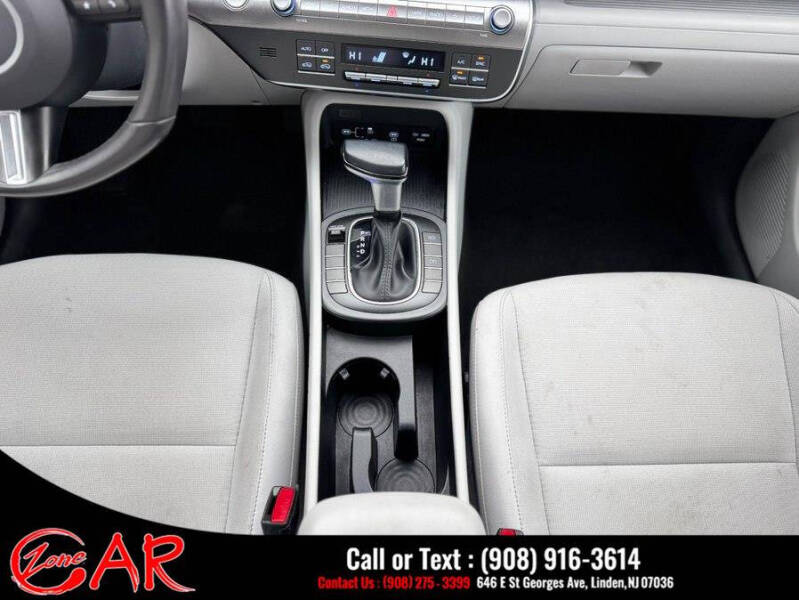 2025 Hyundai Kona SEL