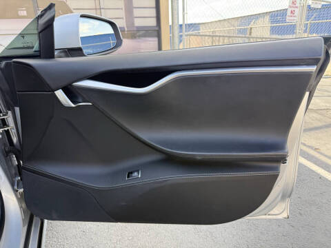 2017 Tesla Model S 75D