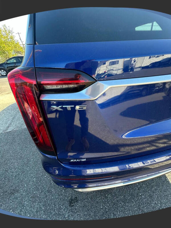 2023 Cadillac XT6 Premium Luxury