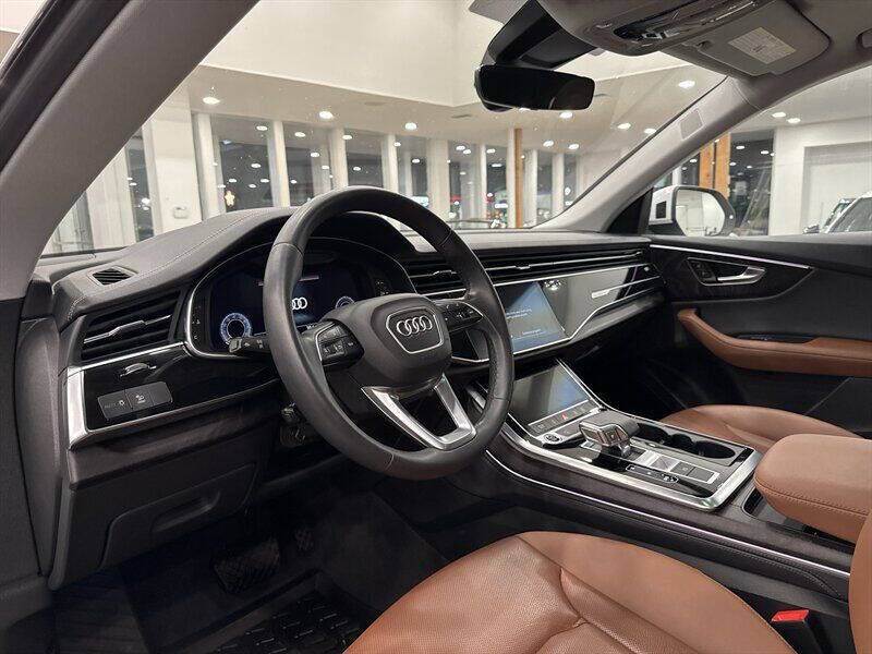 2023 Audi Q8 quattro Premium Plus 55 TFSI