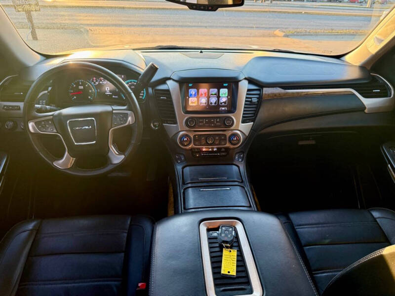 2017 GMC Yukon Denali