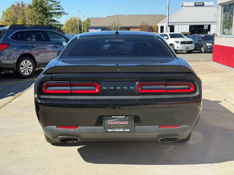 2015 Dodge Challenger SXT Plus