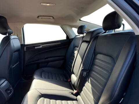 2017 Ford Fusion Energi SE Luxury