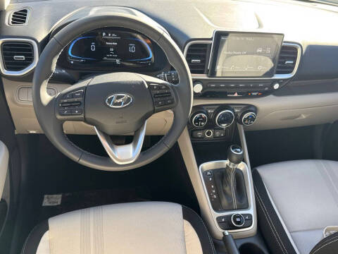 2026 Hyundai Venue SEL