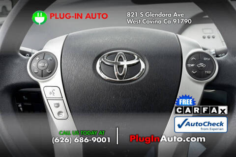 2015 Toyota Prius Three
