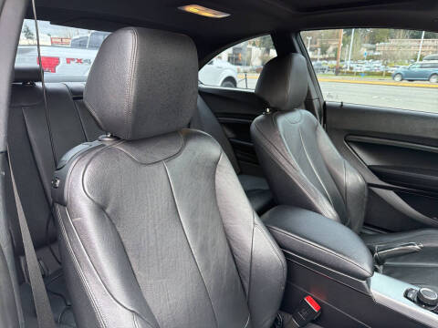 2016 BMW 2 Series M235i