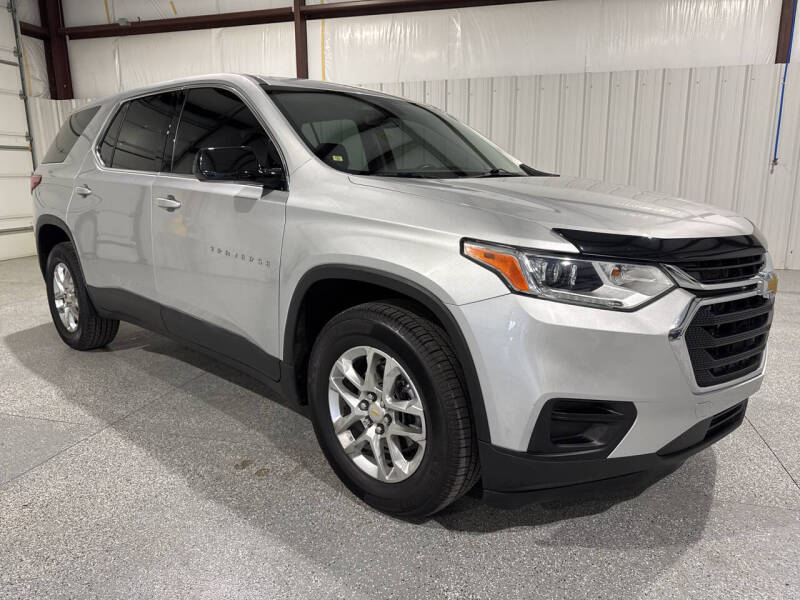 2020 Chevrolet Traverse LS photo 2