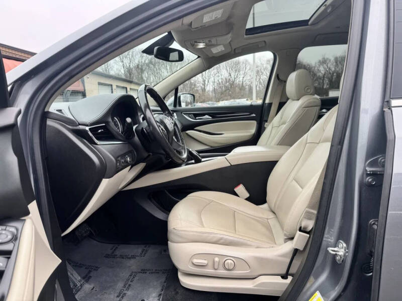 2021 Buick Enclave Essence