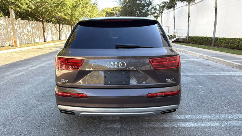 2017 Audi Q7 3.0T quattro Premium Plus