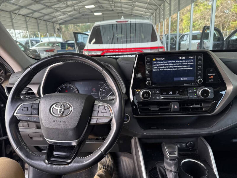 2021 Toyota Highlander XLE