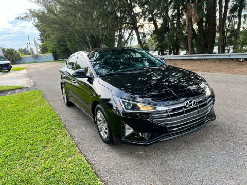 2019 Hyundai Elantra for sale at Kars2Go in Davie FL