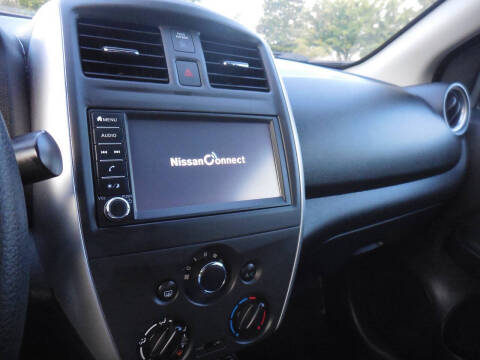 2019 Nissan Versa SV