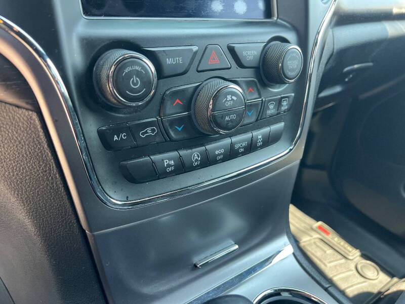 2018 Jeep Grand Cherokee Laredo