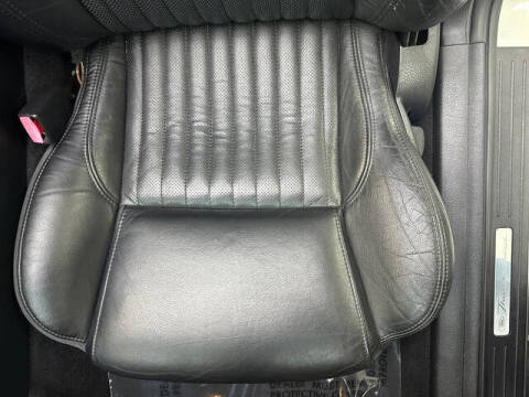 2004 Ford Thunderbird Deluxe