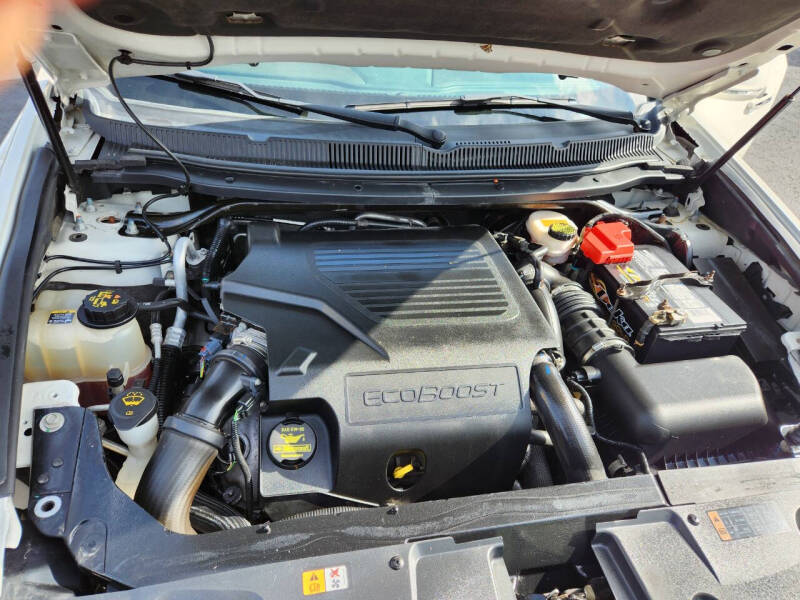 2013 Lincoln MKT EcoBoost