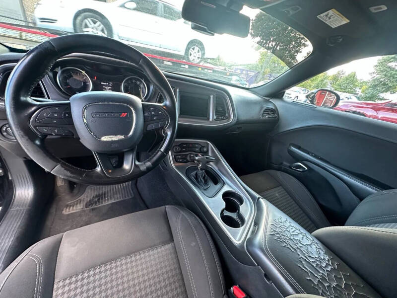 2019 Dodge Challenger SXT