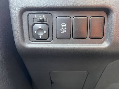 2017 Mitsubishi Mirage ES