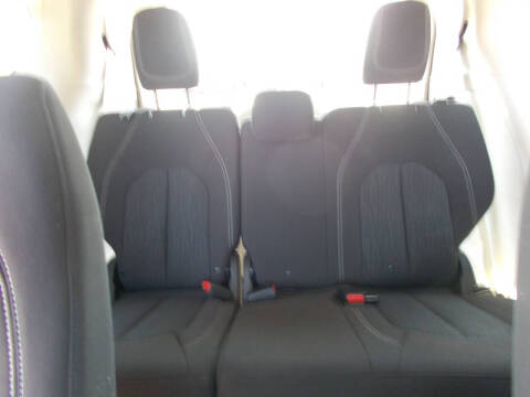 2021 Chrysler Voyager LX