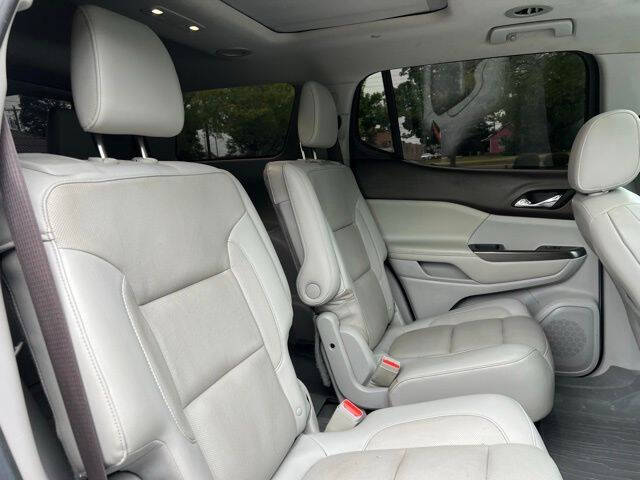 2017 GMC Acadia SLT-1