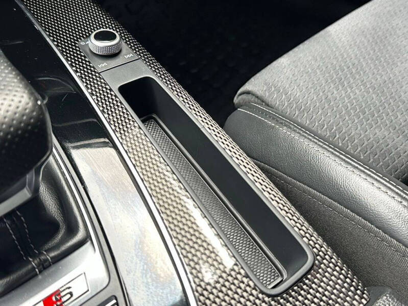 2022 Audi SQ5 3.0T quattro Premium Plus