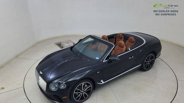 2022 Bentley Continental GTC V8