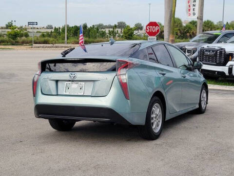 2016 Toyota Prius Two
