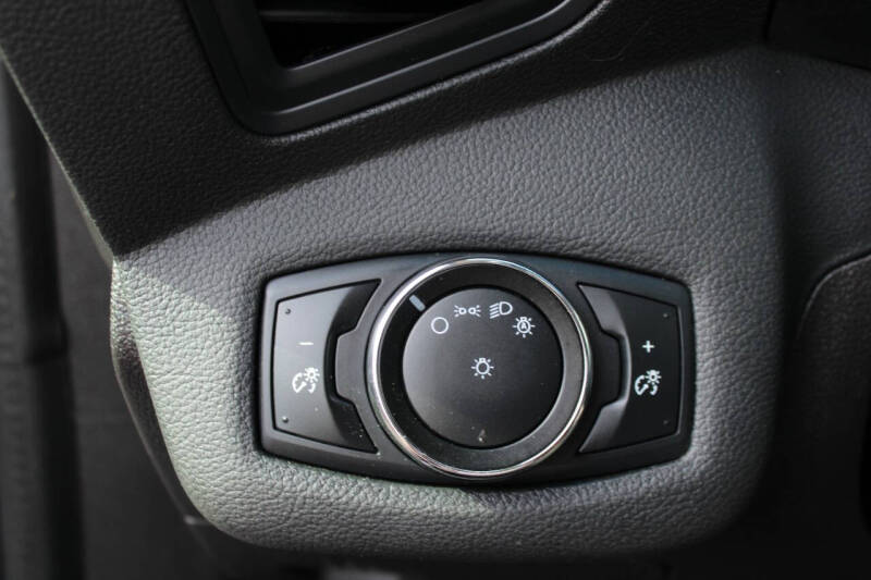 2014 Ford C-MAX Hybrid SE