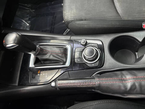 2016 Mazda MAZDA3 i Touring