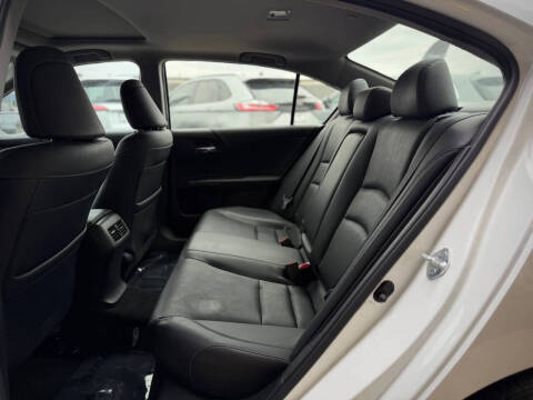 2017 Honda Accord Hybrid EX-L