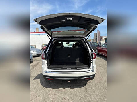 2016 GMC Acadia SLT-1