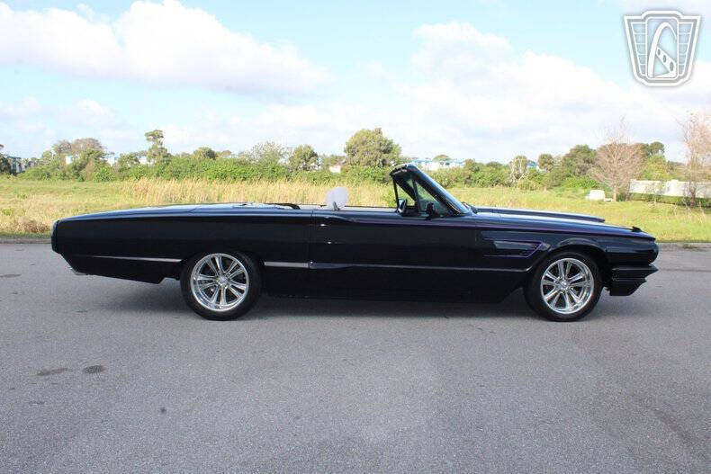 1964 Ford Thunderbird