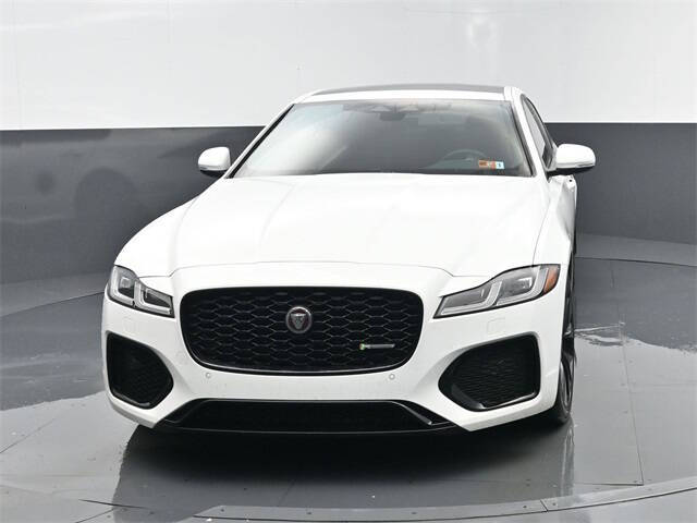 2022 Jaguar XF P300 R-Dynamic SE